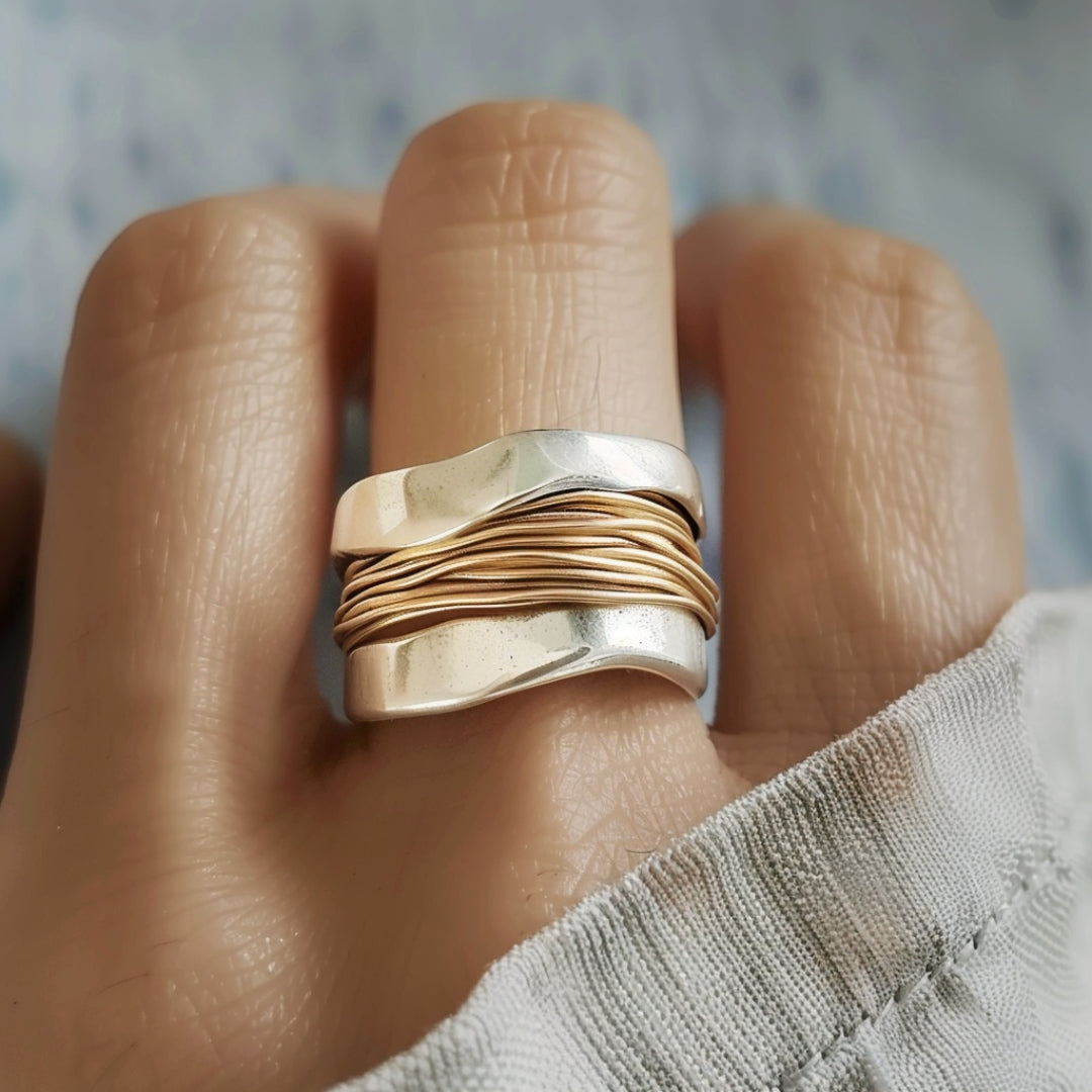 Savora™ - Silver Golden Threads Ring